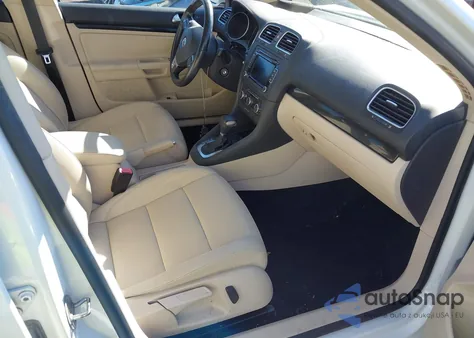 2011 Volkswagen Jetta Sportwagen 2.0L Tdi z USA, uszkodzony, nr VIN 3VWPL7AJ7BM626647